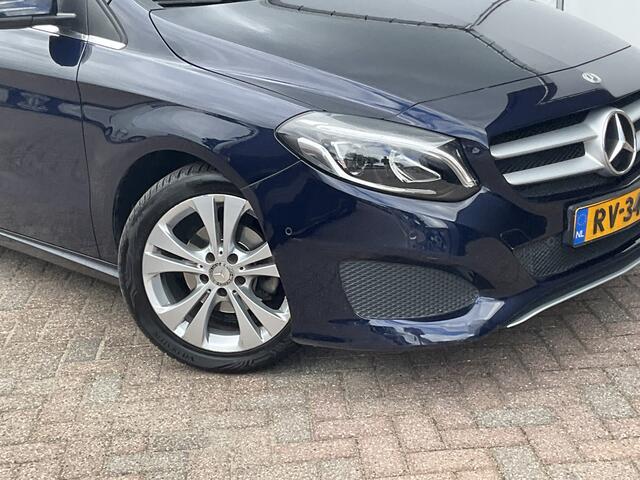 Mercedes-Benz B-KLASSE 180 Prestige Automaat Leer Navi Hoge zit