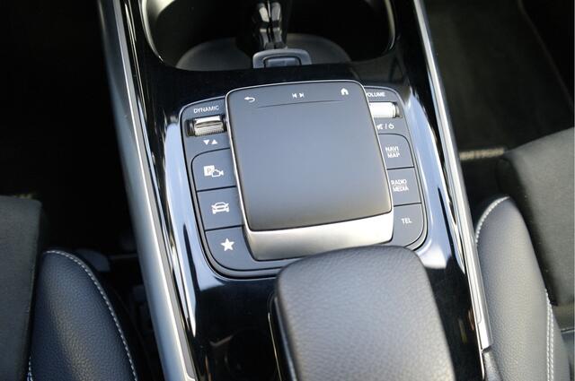 Mercedes-Benz B-KLASSE 250 e Business Solution AMG | Trekhaak | Carplay | Camera