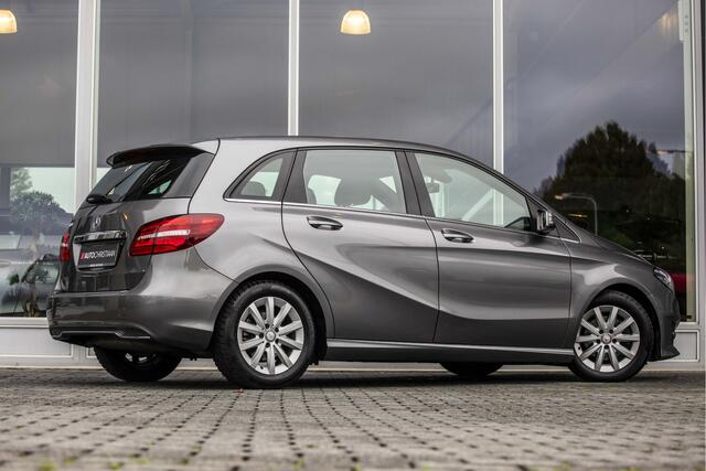Mercedes-Benz B-KLASSE 180 Lease Edition Plus | NL Auto | Camera | Automaat