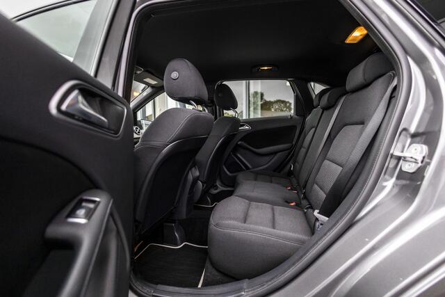 Mercedes-Benz B-KLASSE 180 Lease Edition Plus | NL Auto | Camera | Automaat