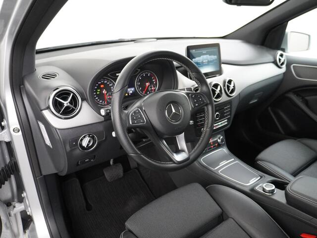 Mercedes-Benz B-KLASSE 180 Ambition Facelift Urban Navigatie Camera Trekhaak Automaat