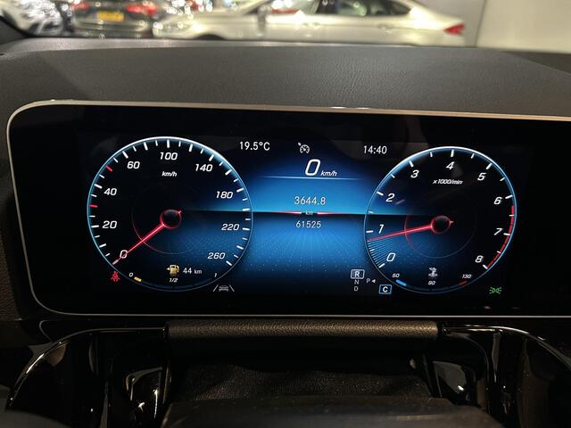 Mercedes-Benz B-KLASSE 200 Business Solution AMG | Trekhaak | Stoelverwarming | Navigatie | Achteruitrijcamera