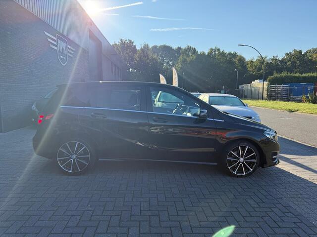 Mercedes-Benz B-KLASSE 180 Activity Edition | 12MND GARANTIE | AUTOMAAT | NAVI | LED | LEDER | NL-AUTO |