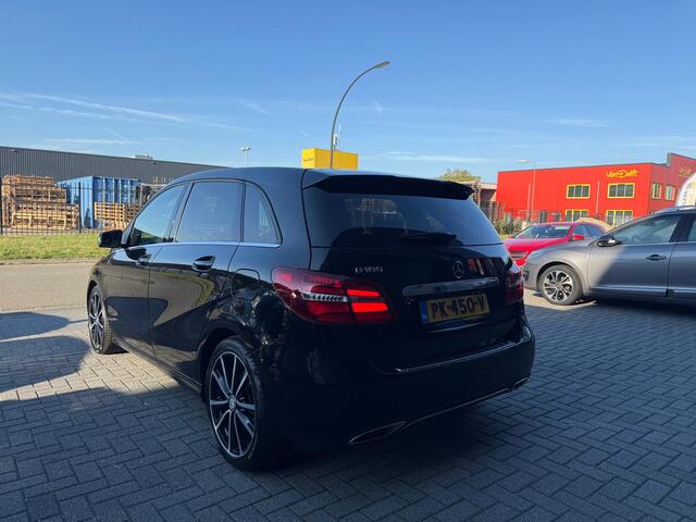 Mercedes-Benz B-KLASSE 180 Activity Edition | 12MND GARANTIE | AUTOMAAT | NAVI | LED | LEDER | NL-AUTO |