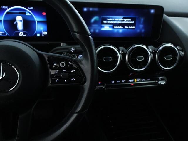 Mercedes-Benz B-KLASSE 180 Advantage Achteruitrijcamera | Ledkoplampen | EASY PACK achterklep | Navigatiesysteem met harde schijf. Inclusief 24 maanden MB Certified garantie voor Europa.