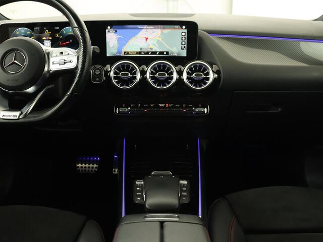 Mercedes-Benz B-KLASSE 200 Business Solution AMG | Half Leder/Alcantara | Stoelverwarming | Sfeerverlichting | Camera | Navigatie