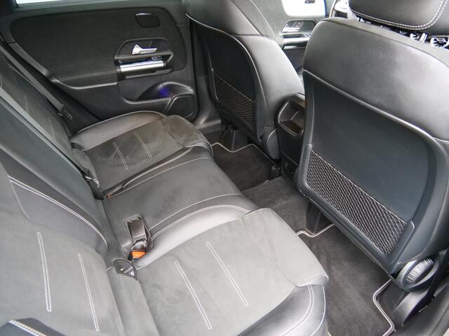 Mercedes-Benz B-KLASSE 250 e Business Solution Luxury 218 Pk Automaat Navigatie / Apple Carplay / Camera / DAB