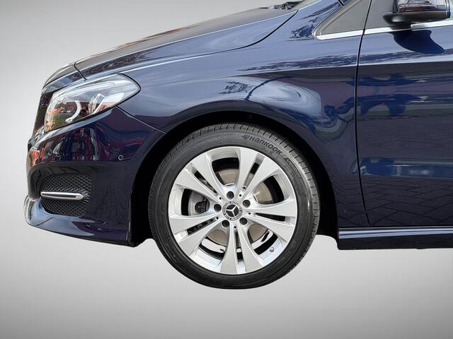 Mercedes-Benz B-KLASSE 200 Ambition Automaat, NL-Auto Trekhaak Uitklapbaar!