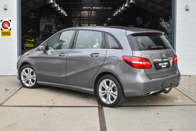 Mercedes-Benz B-KLASSE 180 Ambition *Halfleder | A/C | Navi | Cruise | Bluetooth | Parkeersensoren | 17" Lichtmetaal*