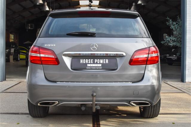 Mercedes-Benz B-KLASSE 180 Ambition *Halfleder | A/C | Navi | Cruise | Bluetooth | Parkeersensoren | 17" Lichtmetaal*