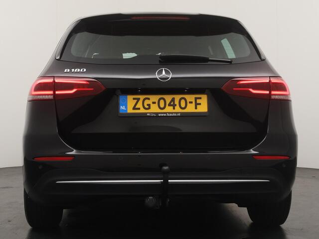 Mercedes-Benz B-KLASSE 180 Business Solution - Navigatie - Climate Control - Apple Carplay/Android Auto