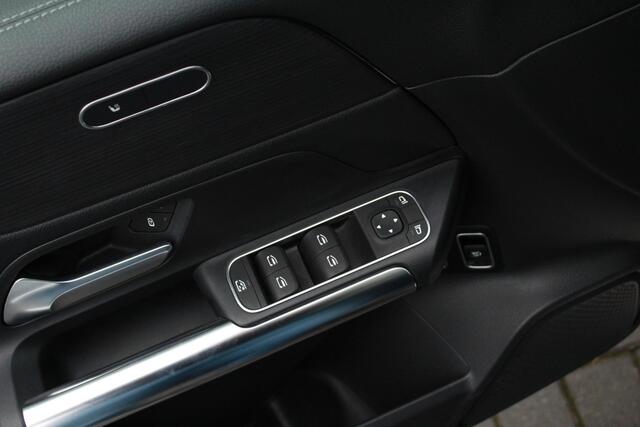 Mercedes-Benz B-KLASSE 250 e | Pano | Trekhaak |