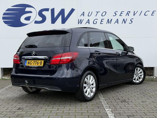 Mercedes-Benz B-KLASSE 180 Lease Edition Plus | Trekhaak | Pano | Navi | Camera | PDC | LED