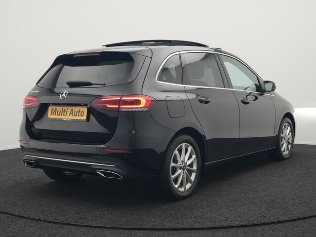 Mercedes-Benz B-KLASSE 250 e Premium Plug In Hybrid 218pk Dealer O.H PHEV | Panodak | Trekhaak af Fabriek | Lederen Comfortstoelen Memory & Verwarmd | Widescreen Navi | Camera | Apple Carplay | Sfeerverlichting |