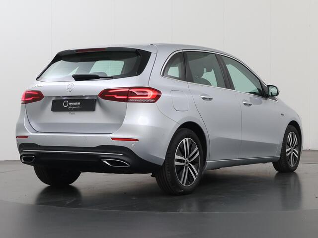 Mercedes-Benz B-KLASSE 250 e Luxury Line | Stoelverwarming | LED koplampen | Elektrische achterklep |