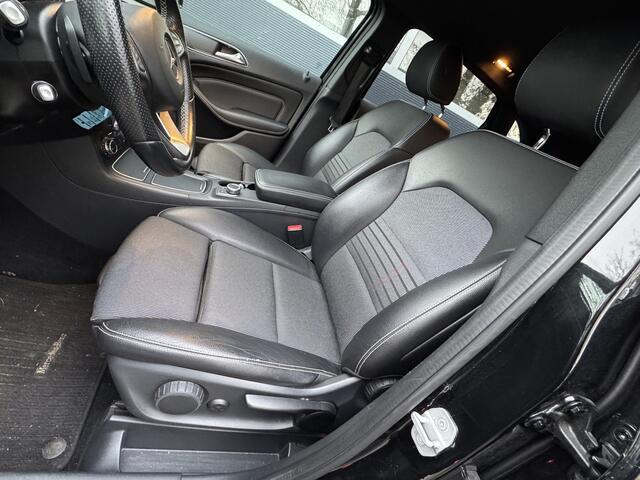 Mercedes-Benz B-KLASSE 180 Ambition plus 122pk Automaat Navigatie PDC AMG Line