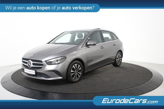 Mercedes-Benz B-KLASSE 180 *Widescreen*Navigatie*Panoramadak*Stoelverwarming*