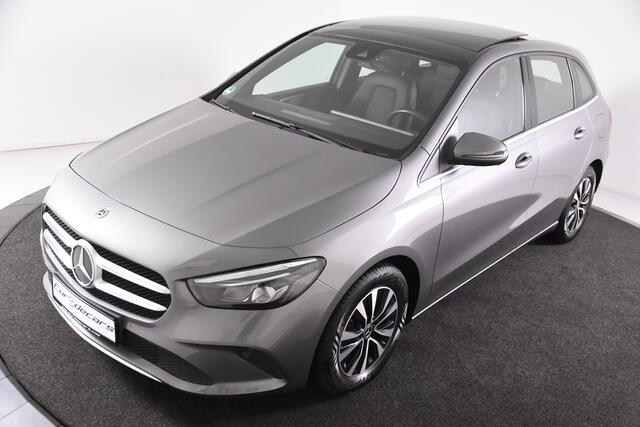 Mercedes-Benz B-KLASSE 180 *Widescreen*Navigatie*Panoramadak*Stoelverwarming*