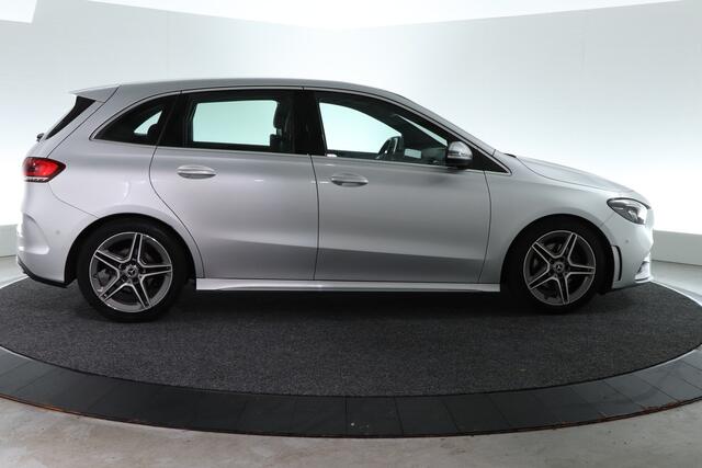 Mercedes-Benz B-KLASSE 180 Business Solution AMG | ORIG. NED | AMG-STYLING | STOELVERW. | VEEL OPTIES |