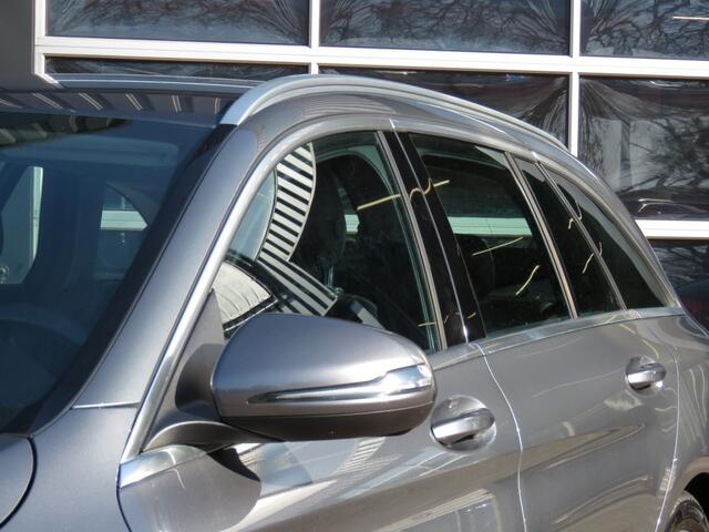 Mercedes-Benz C-KLASSE 180 156pk Aut. PRESTIGE / Camera / Leder-stof / Trekhaak / Veel