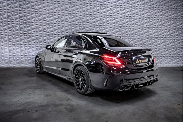 Mercedes-Benz C-KLASSE AMG 63 | Pano | Ambient | Burmester | Memory | Carbon