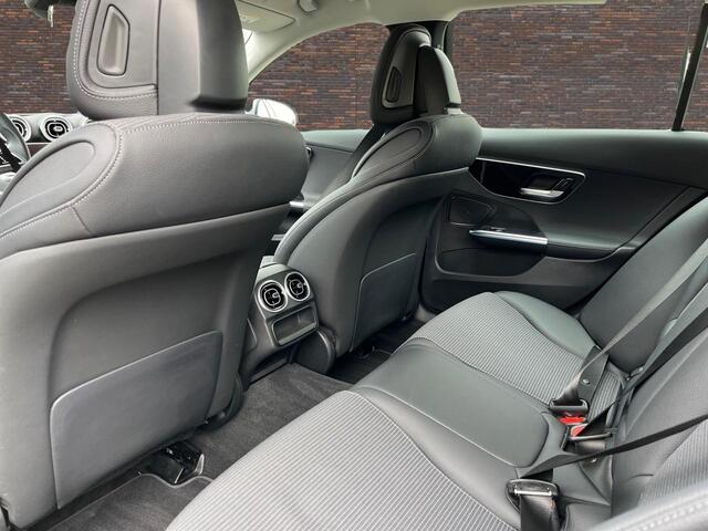 Mercedes-Benz C-KLASSE Estate 200 d 163pk ECC LMV NAVIGATIE SPORTSTOELEN 30000KM Mercedes-Benz C-klasse Estate 200 d Luxury Line