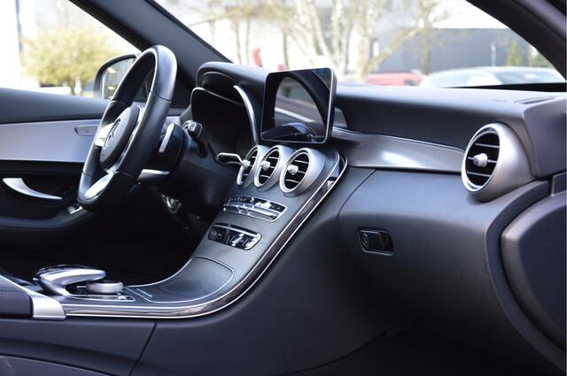 Mercedes-Benz C-KLASSE Estate 180 AMG-LINE | PANODAK | ADAPT.CRUISE | NIGHTPAKKET | MULTIBEAM | TREKHAAK | LEDER | CARPLAY | SOUNDSYSTEM | ENZ