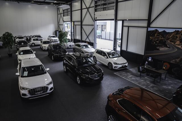 Mercedes-Benz C-KLASSE Estate 300 e AMG Line ? STOELKOELING ? PANO ? HEAD-UP ? 360 ? ADAP.CRUISE