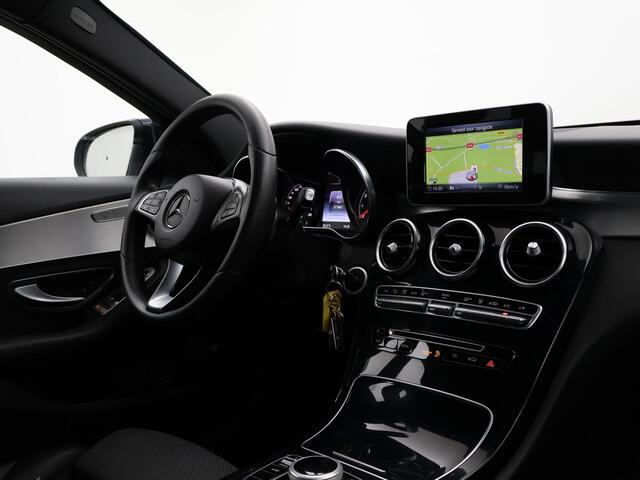 Mercedes-Benz C-KLASSE 350e 279 PK SEDAN + TREKHAAK | 19 INCH | LUCHTVERING | LED | STOELVERWARMING