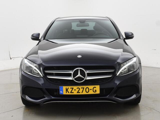 Mercedes-Benz C-KLASSE 350e 279 PK SEDAN + TREKHAAK | 19 INCH | LUCHTVERING | LED | STOELVERWARMING