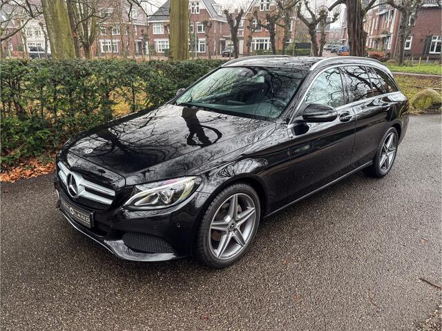 Mercedes-Benz C-KLASSE Estate 180 AMG, Zomer + winterset
