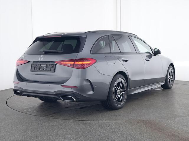 Mercedes-Benz C-KLASSE Estate 300 e AMG Plug-In Hybride AMG Line Advanced Plus | Night Pakket | Trekhaak | Panorama Schuif-Kanteldak. Inclusief 24 maanden Mercedes-Benz Certified garantie voor Europa.