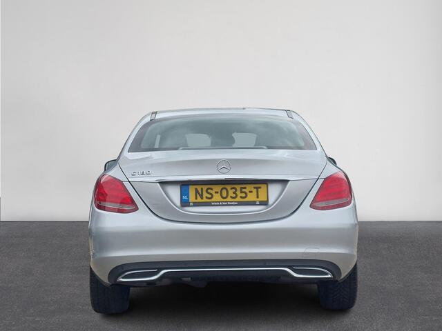 Mercedes-Benz C-KLASSE 180 Prestige Automaat | Garmin® MAP PILOT Navigatie | LED Verlichting | Panoramaschuifdak, Elektrisch | Stoelverwarming | Parkeersensoren | Automatische Airco | 17"Lmv | Halfleer | Sportstoelen ( Vestiging - Vianen) )