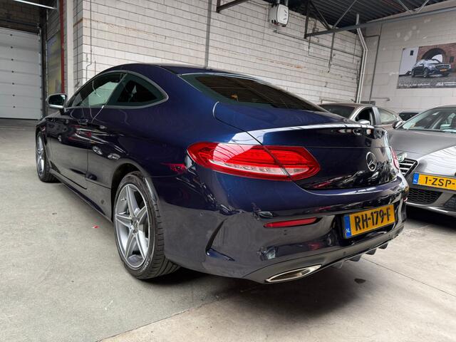 Mercedes-Benz C-KLASSE Coupé 180 Premium | 12MND GARANTIE | LED | NAVI | NL AUTO | LMV |
