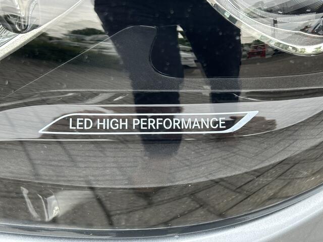 Mercedes-Benz C-KLASSE Estate 180 AMG Line Night Pano-Dak | Camera | Stoelverw. | Spiegel pakket