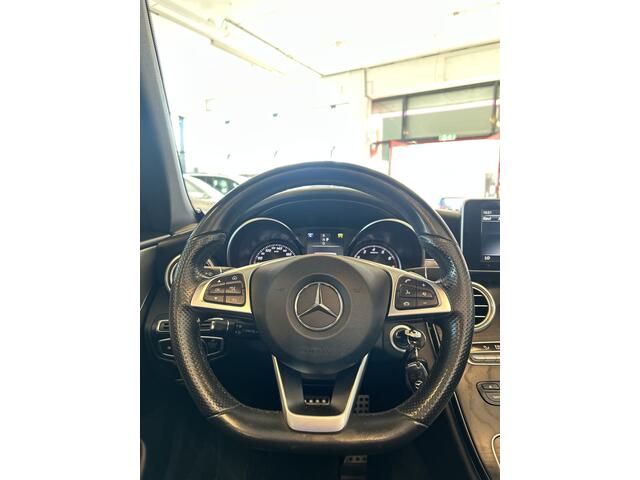 Mercedes-Benz C-KLASSE 300 AMG Line | Cruise control | Climate control | Achteruitrijcamera | Adaptief onderstel | Lederen/Alcantara bekleding | Navigatie