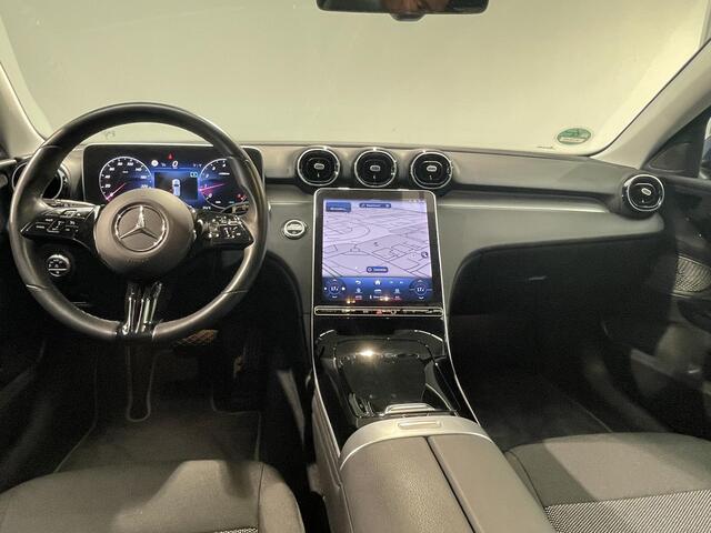 Mercedes-Benz C-KLASSE Estate 180 Business Line | Panoramadak | Navigatie | Camera | Adaptieve cruise controle