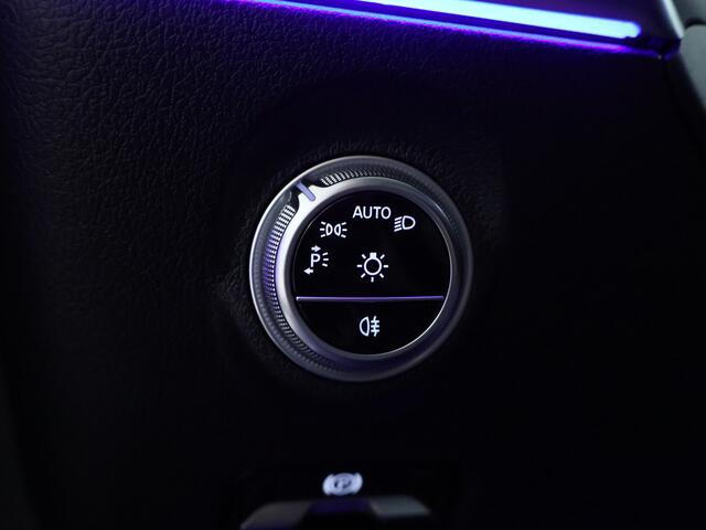 Mercedes-Benz C-KLASSE 300 e AMG Plug-In Hybride AMG Styling | Panoramadak | Stoelkoeling Inclusief 24 maanden MB Certified garantie voor Europa.