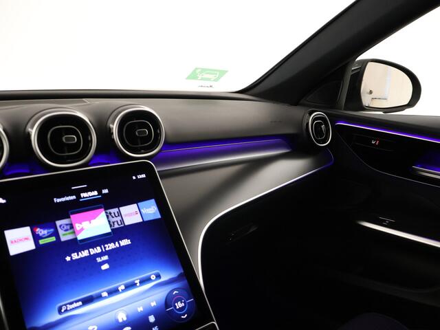 Mercedes-Benz C-KLASSE Estate 300 e Star Edition AMG Line | Trekhaak | Parkeerpakket met achteruitrijcamera | EASY PACK achterklep | USB-pakket | Antidiefstalpakket GUARD 360° Plus | High-performance led-koplampen |