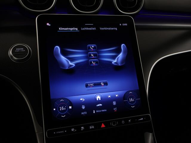 Mercedes-Benz C-KLASSE Estate 300 e Star Edition AMG Line | Trekhaak | Parkeerpakket met achteruitrijcamera | EASY PACK achterklep | USB-pakket | Antidiefstalpakket GUARD 360° Plus | High-performance led-koplampen |