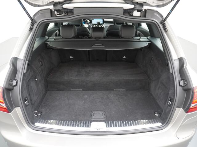 Mercedes-Benz C-KLASSE Estate C 300 e Estate AMG line | Trekhaak LED Sfeer