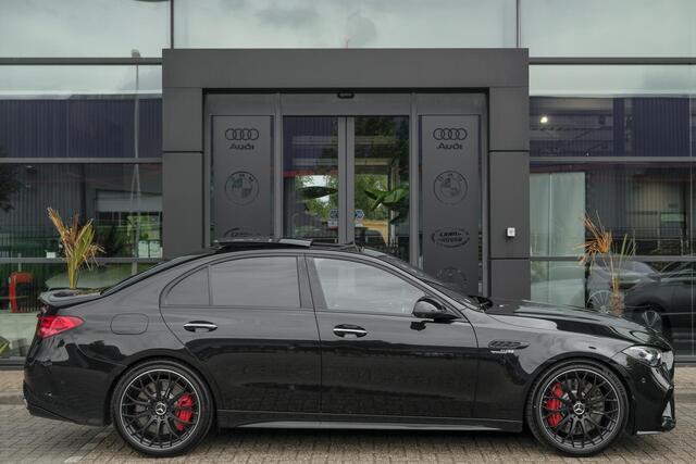Mercedes-Benz C-KLASSE C63s AMG 680pk E-performance Panoramadak *BTW* 4-Wielsturing Burmester 3d AMG Driver pack