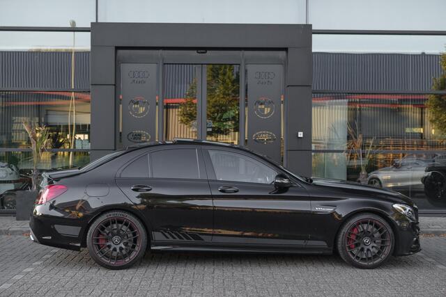 Mercedes-Benz C-KLASSE C63s AMG 510pk Edition 1 Panoramadak Burmester Kuipstoelen Sportuitlaat Distronic Camera Carbon