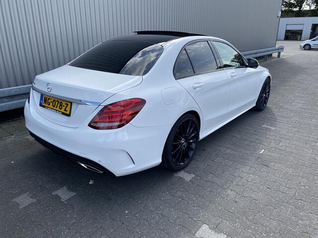 Mercedes-Benz C-KLASSE 180 AMG Sport Edition Leer, Clima, Pano, Navi, Burmester Surround, CC, PDC v/a, LED, LM, nw. APK - Inruil Mogelijk -