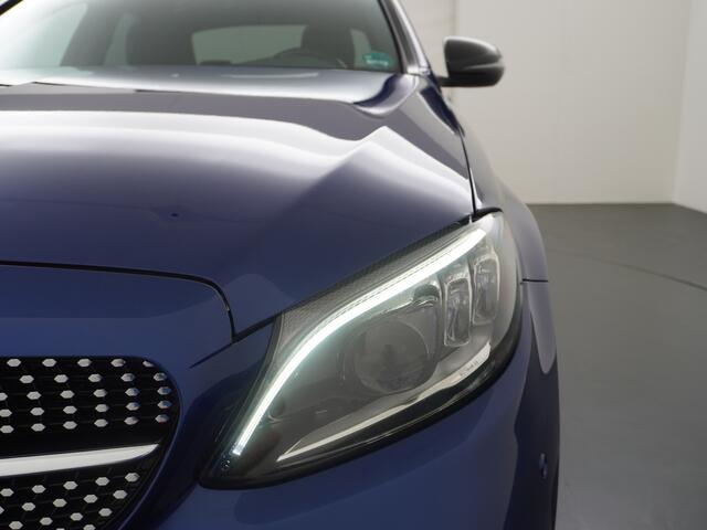 Mercedes-Benz C-KLASSE 180 AMG 180 AMG // Panoramadak // MultiBeam LED // Nightpakket // Digitaal Dashbord // Carplay // Sfeerverlichting