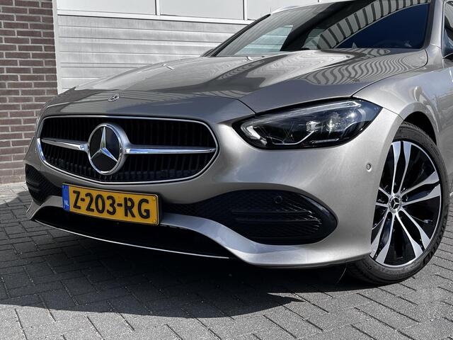 Mercedes-Benz C-KLASSE Estate 180 Luxury Line | Panoramadak | Dodehoekassistent | Privacy Glas Achter | Apple CarPlay | Android Auto | Elektrisch Verstelbare Stoelen + Memory | Sfeerverlichting | Stoelverwarming | Stuurverwarming