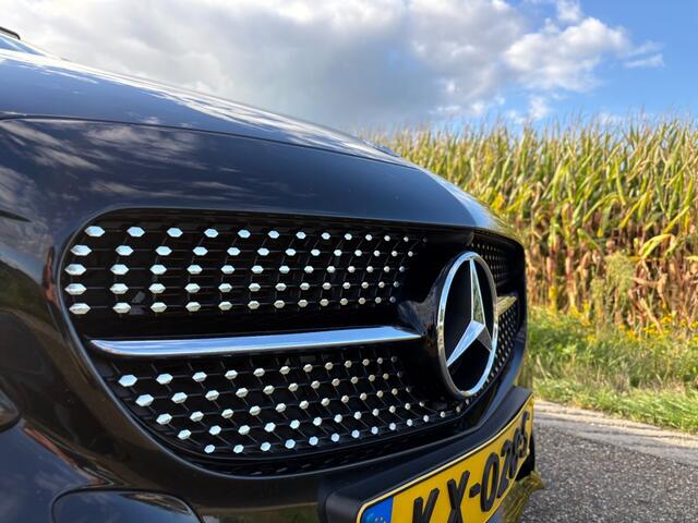 Mercedes-Benz C-KLASSE 180 AMG NIGHT EDITION / BenO / LEER / PANO / VOLL