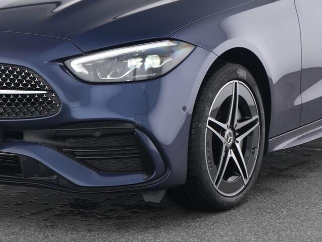 Mercedes-Benz C-KLASSE Estate 300 e Plug-In Hybride AMG Nightpakket | Trekhaak | Panoramadak | Memory | Stuur en Stoelverwarming | Dode Hoek Ass | Car Play | Inclusief 24 maanden Mercedes-Benz Certified garantie voor Europa.