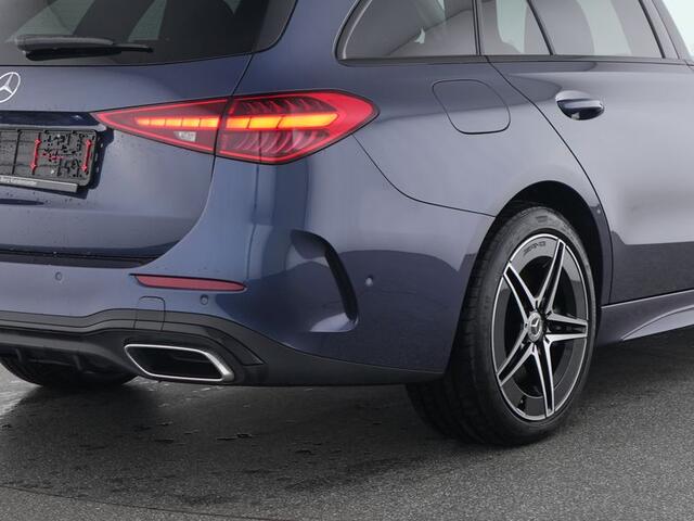 Mercedes-Benz C-KLASSE Estate 300 e Plug-In Hybride AMG Nightpakket | Trekhaak | Panoramadak | Memory | Stuur en Stoelverwarming | Dode Hoek Ass | Car Play | Inclusief 24 maanden Mercedes-Benz Certified garantie voor Europa.