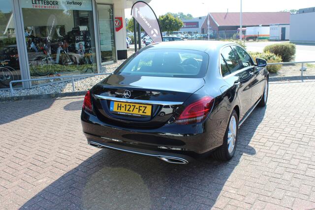 Mercedes-Benz C-KLASSE 180 Advantage Pack | Stoelverwarming | Lage KM | ZGAN |